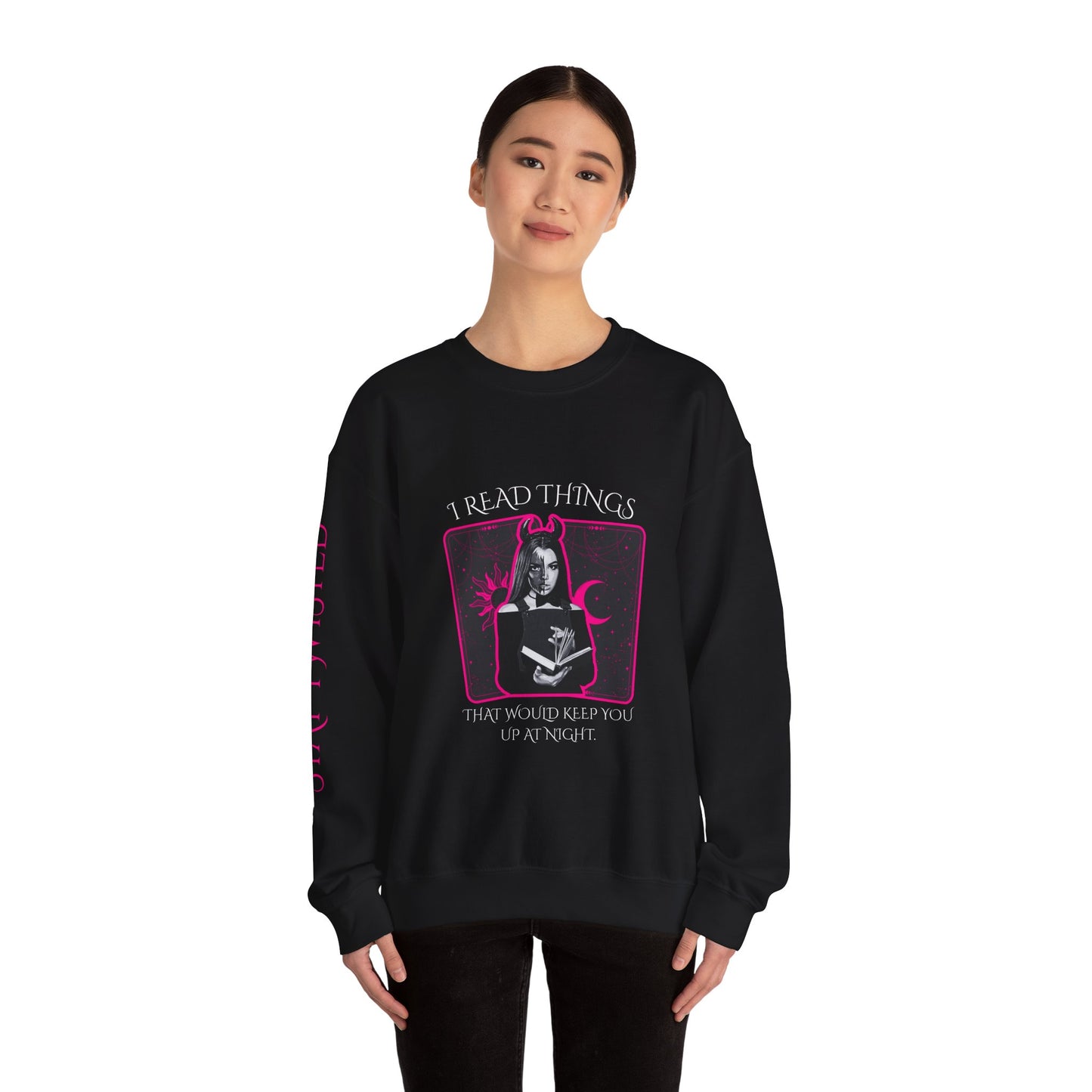 I Read Things Unisex Heavy Blend™ Crewneck Sweatshirt